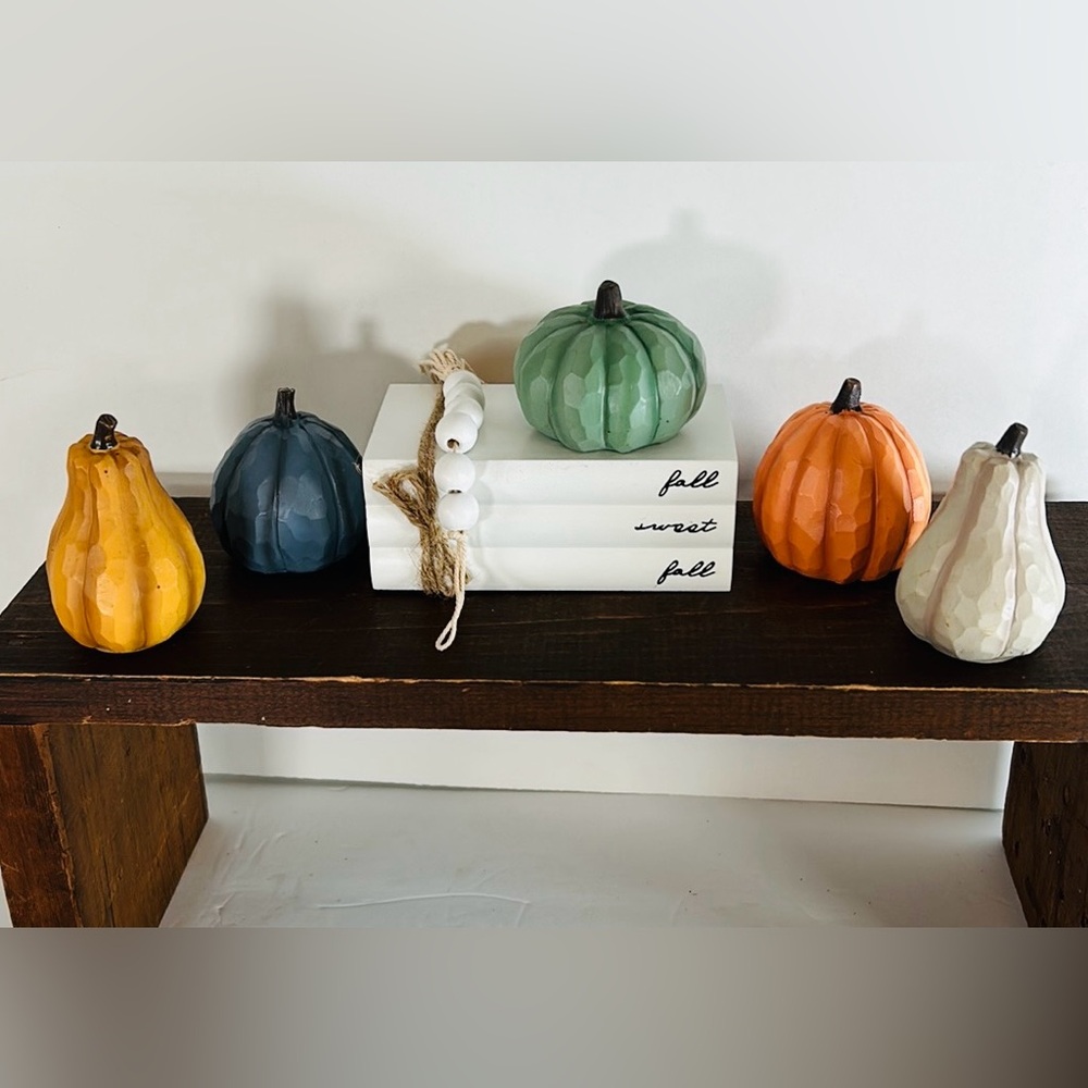 Farmhouse Cottagecore Style Autumn Miniature Grouping 7 Pieces Shelf Table Decor